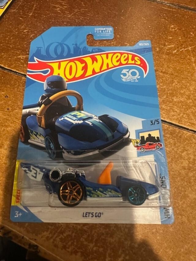 2018 Hot Wheels HW Ride-Ons Let's Go #183 Blue