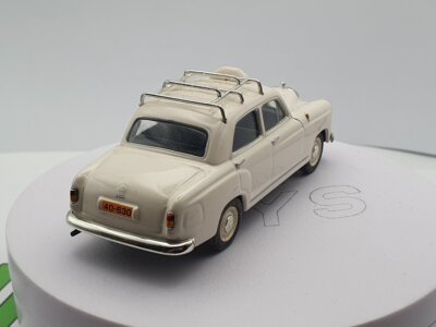 Mercedes 180 Taxi Newsstand 1/43 | eBay