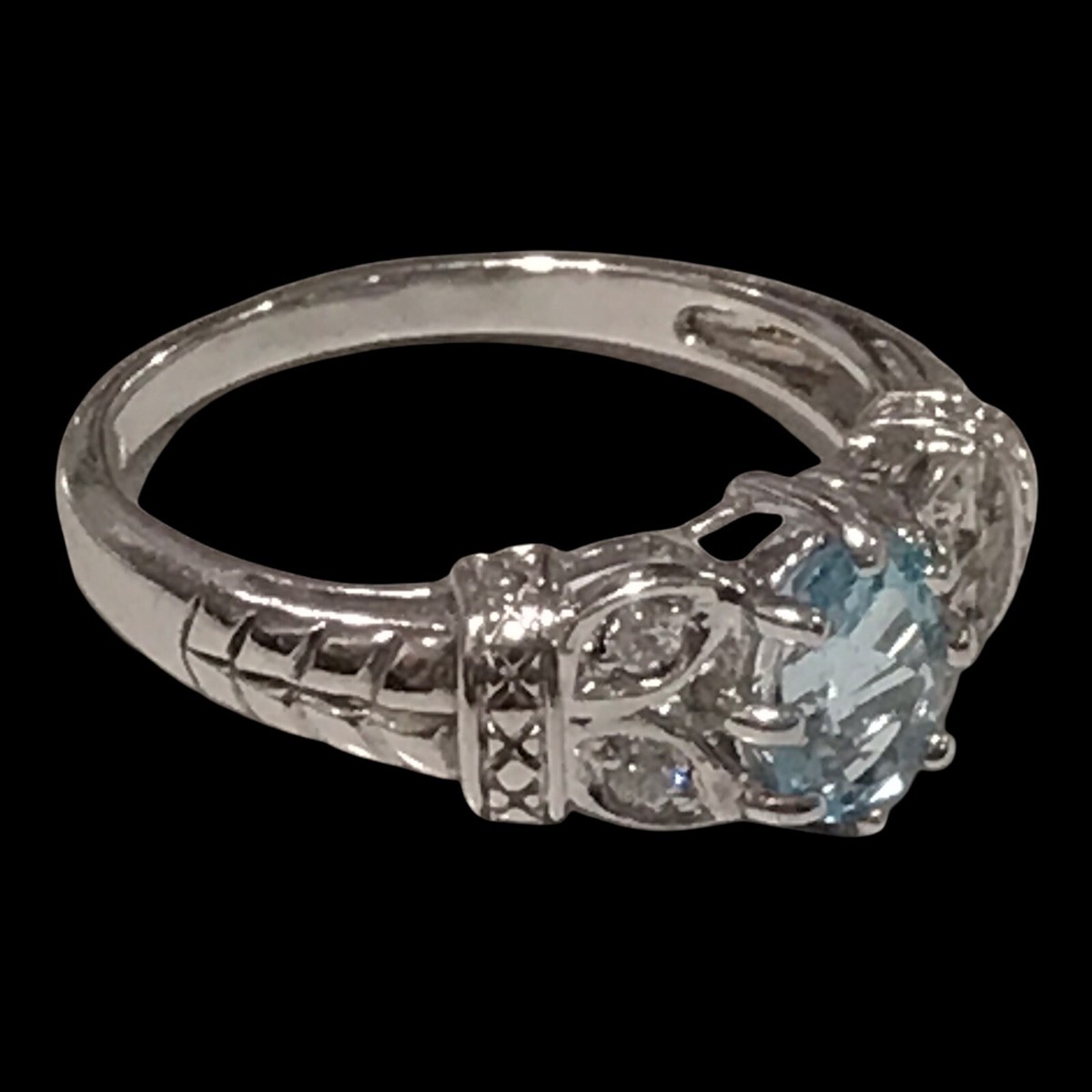 Sterling Silver RJ 925 Cultured Blue Topaz & CZ Ring Size 10 Sterling Silver RJ 925 Cultured Blue Topaz & CZ Ring Size 10