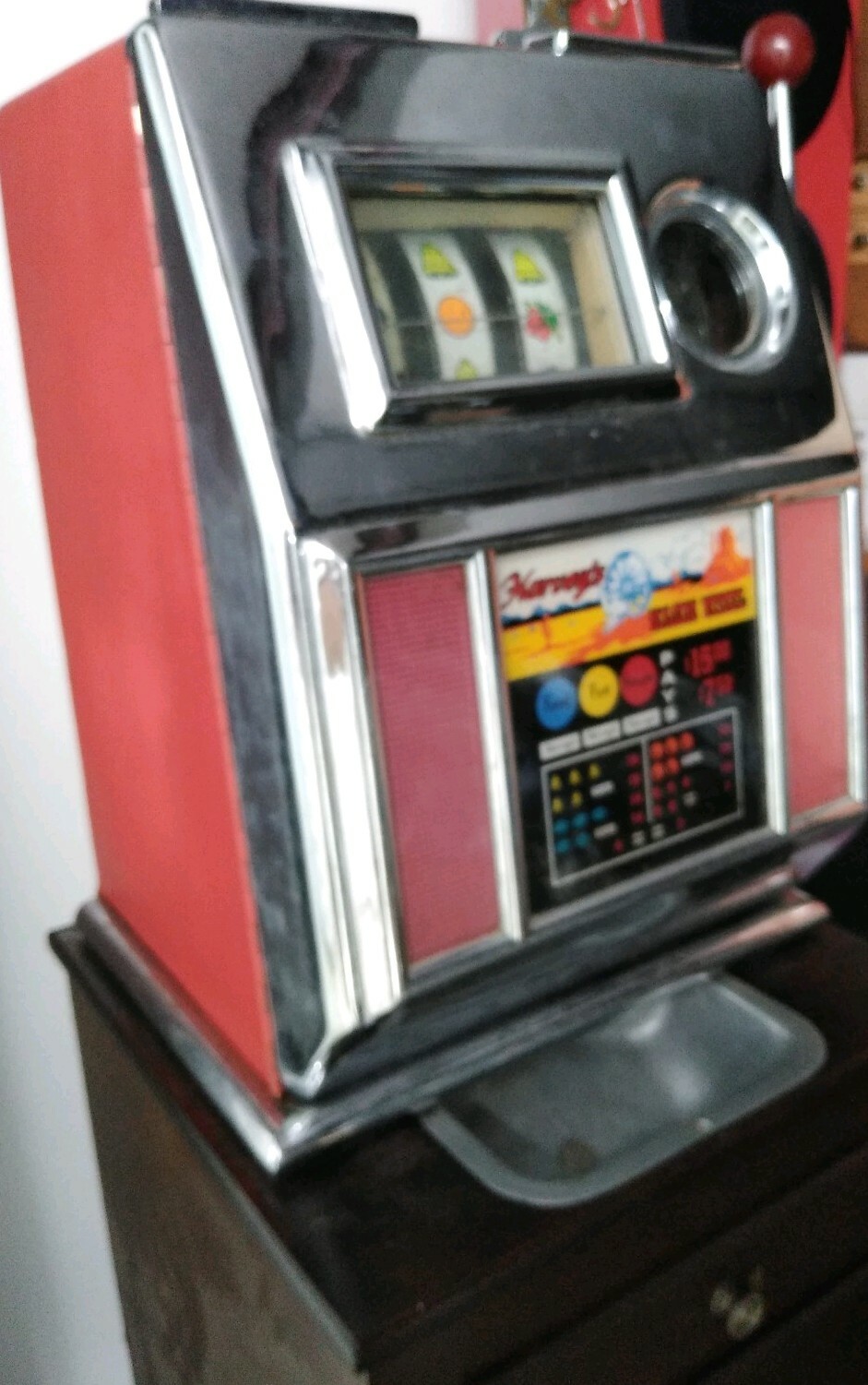 Harvey's Wagon Wheel 5 Cent Slot Machine With Stand Vintage Has Issues