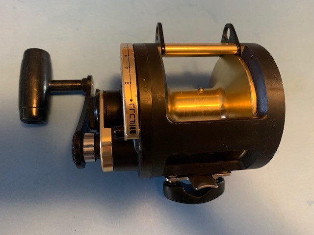 VINTAGE SHIMANO TRITON TROLLING SERIES 30 LEVER DRAG FISHING REEL