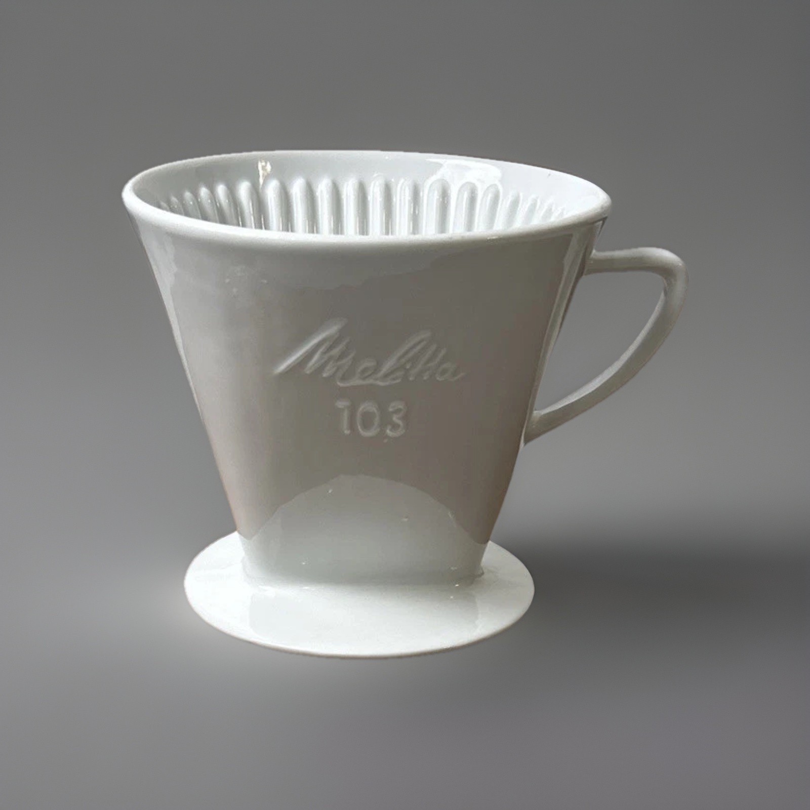 Melitta Cream White Porcelain Pour Over Coffee Filter One Hole