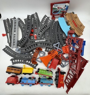 Thomas and Friends Trackmaster Train Track Lot Of 30 Pieces + Motorized Engines