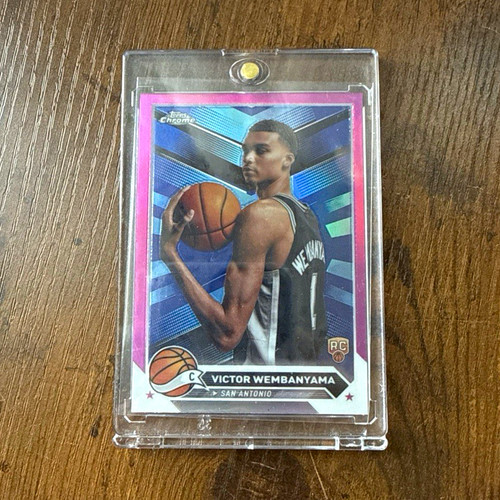 Topps 2023-24 Chrome Victor Wembanyama Pink Refractor RC Rookie #1 Spurs