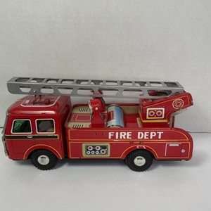 Vintage Yonezawa Fire Dept FD-11 Friction Tin Litho Fire Truck 