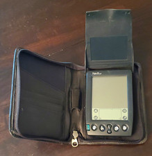 Palm IIIxe PDA Touch Screen 8MB Palm OS 160x160 B W LCD w/ Zippered Case