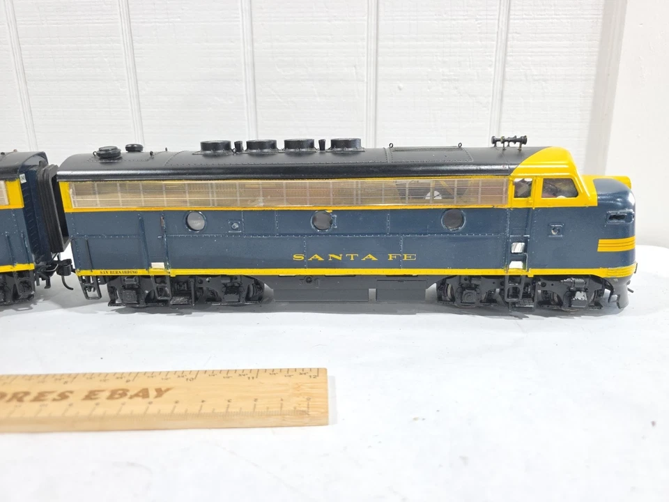 All Nation Cast Metal Brass 2 Rail O F3 A B Diesel DCC Sound ATSF Santa Fe Read  - Image 2 of 4