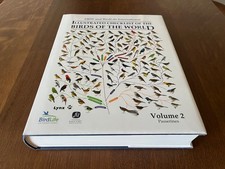 ILLUSTRATED CHECKLIST OF THE BIRDS OF THE WOR...