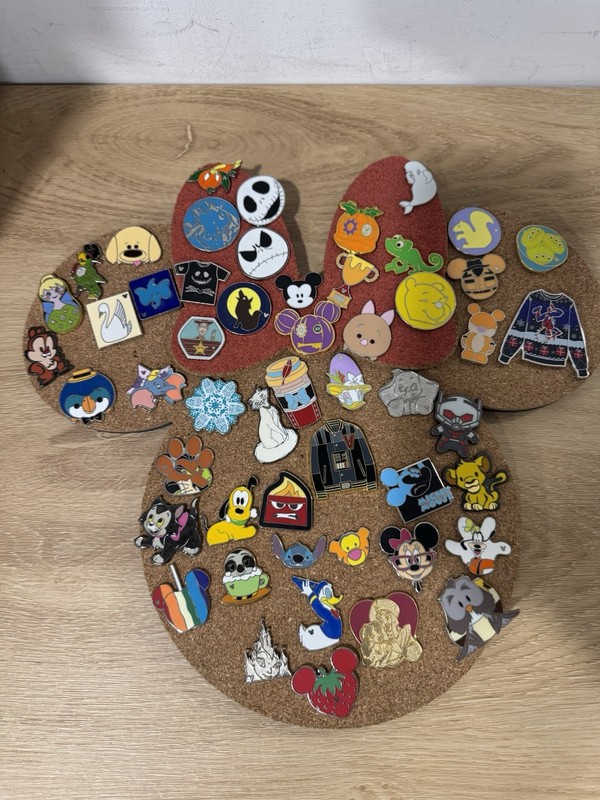 Disney Mickey Mouse Cork Pin Board w/ 52 Assorted Disney Character Pins Set
