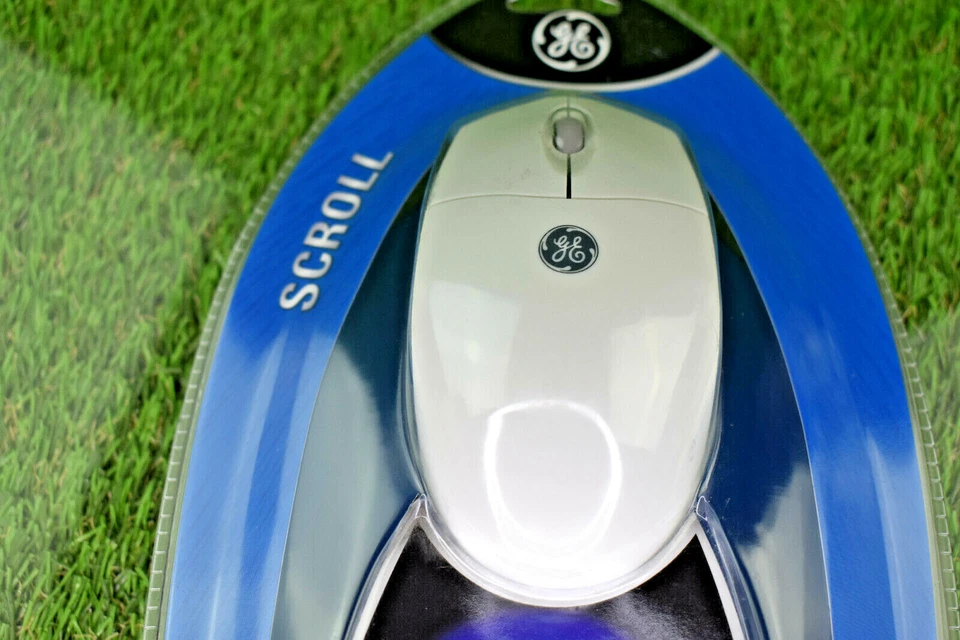 GE Scroll Mouse for PCs. Programmable Wheel Button IBM or PC Compatible PS2 - Image 3 of 4