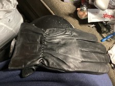 Gloves International Men  s Leather Gloves. Black. Size L New 