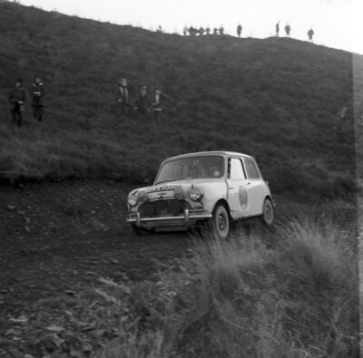 J Gray and Mini Cooper 1966 Rally Car Motor Racing Old Photo 2