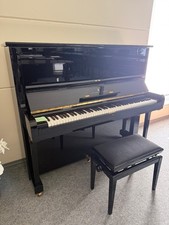 Steinway&sons  K 132 , leicht gebraucht
