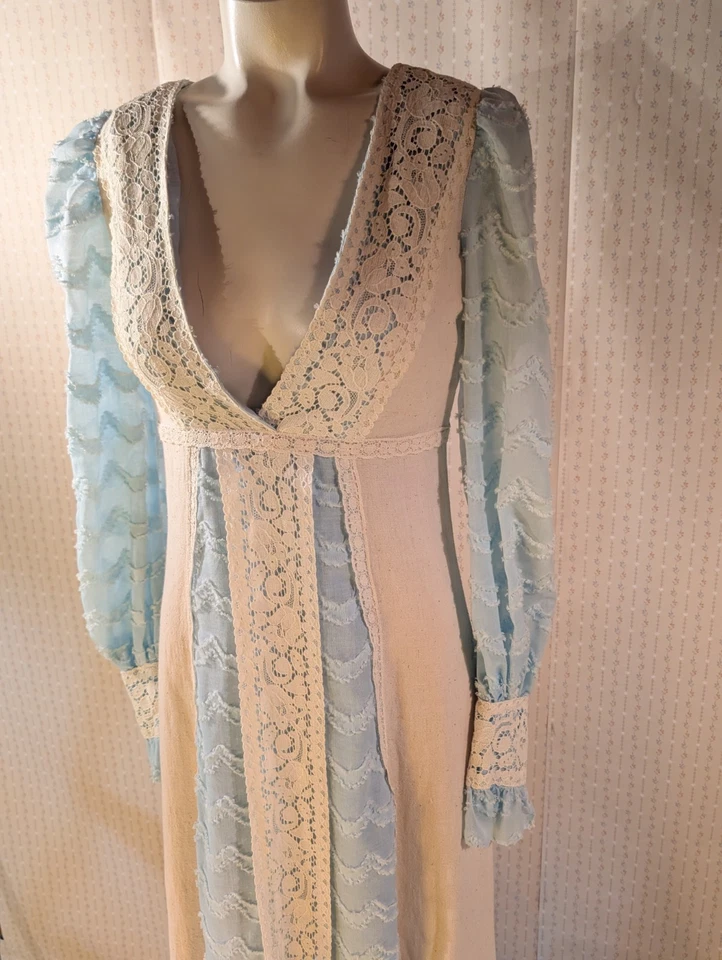 Vintage Gunne Sax Cottage Core Dress 9 Blue &White Renaissance Maxi RARE Pastel - Image 3 of 4