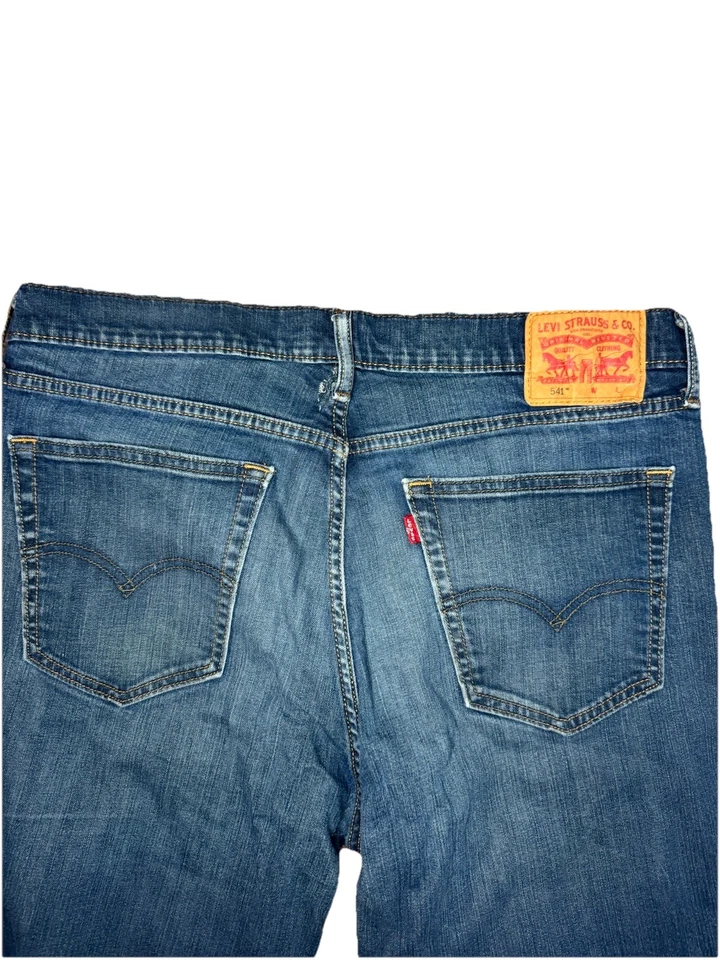 Levi Strauss 541 Athletic Taper All Seasons Mens mediumwash Jeans big&Tall 36x38 - Image 4 of 4