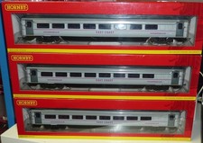 HORNBY THREE EAST COAST MK 4 COACHES (00 GAUGE)