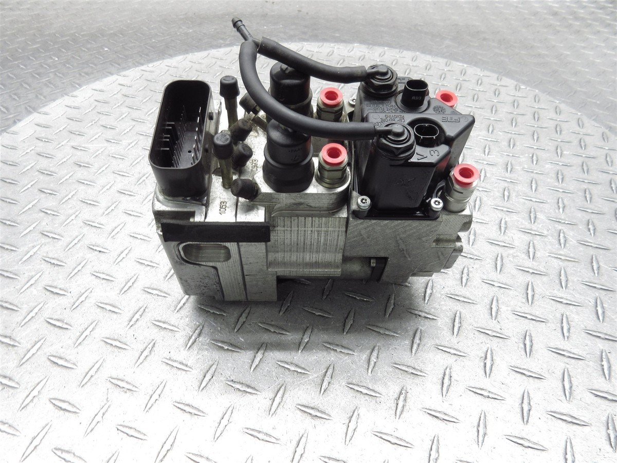 【中古品】B.C.Rich Warlock 2004 02-06 BMW R1150 RT R1150RT ABS Pump Anti Lock Brake Module