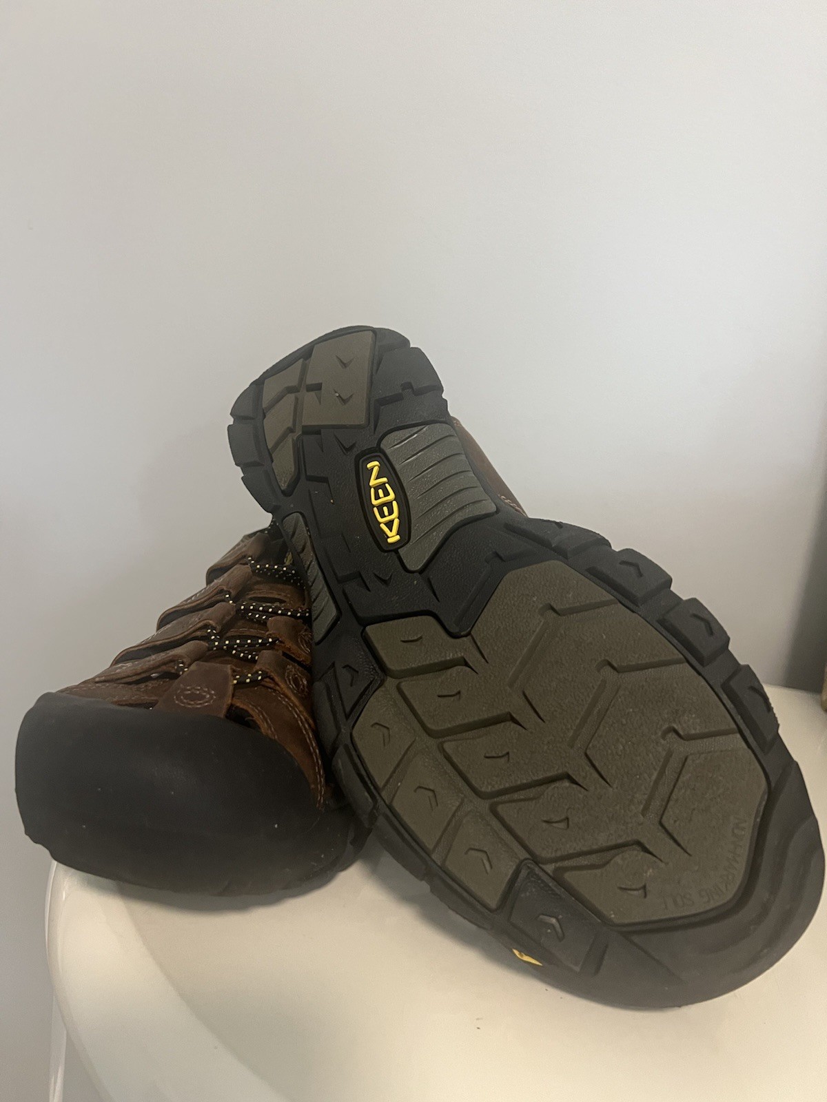 Scarpa KEEN uomo SOLR sportiva ad alte prestazioni punta chiusa taglia 10 5