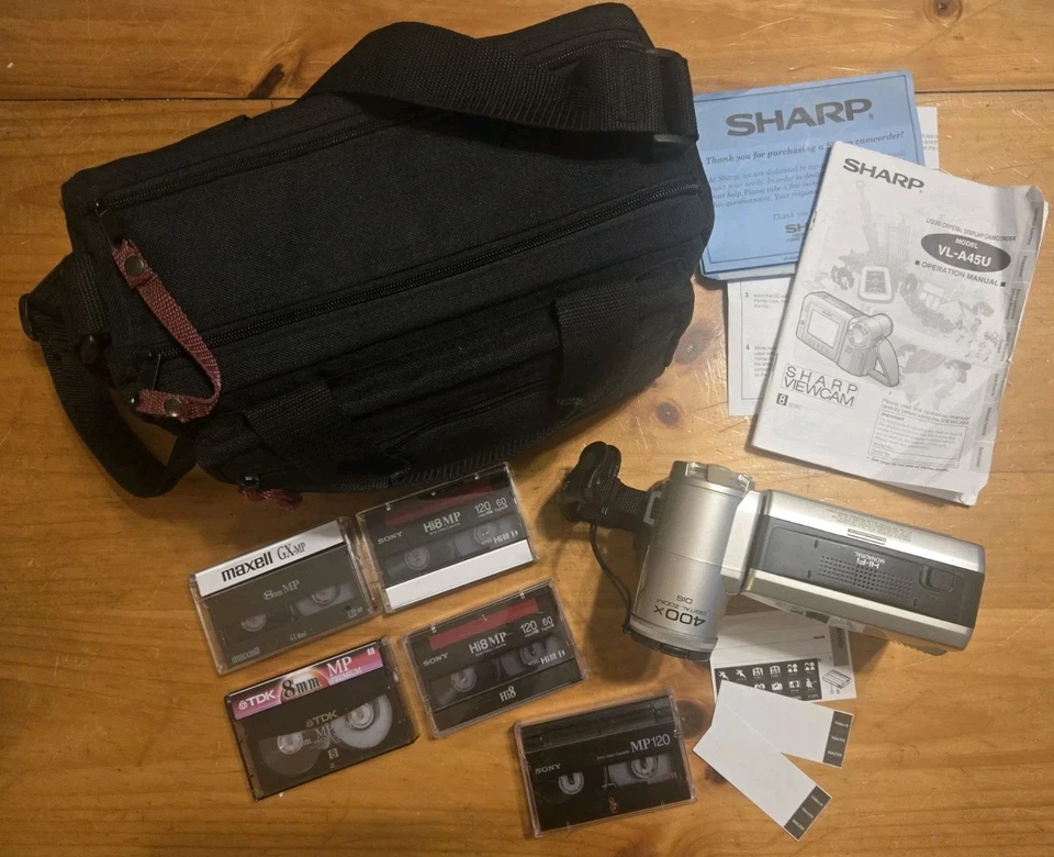 Sharp ViewCam VL-A45U Hi8 Camcorder 400x Zoom With Bag and Accessories - Image 2 of 4