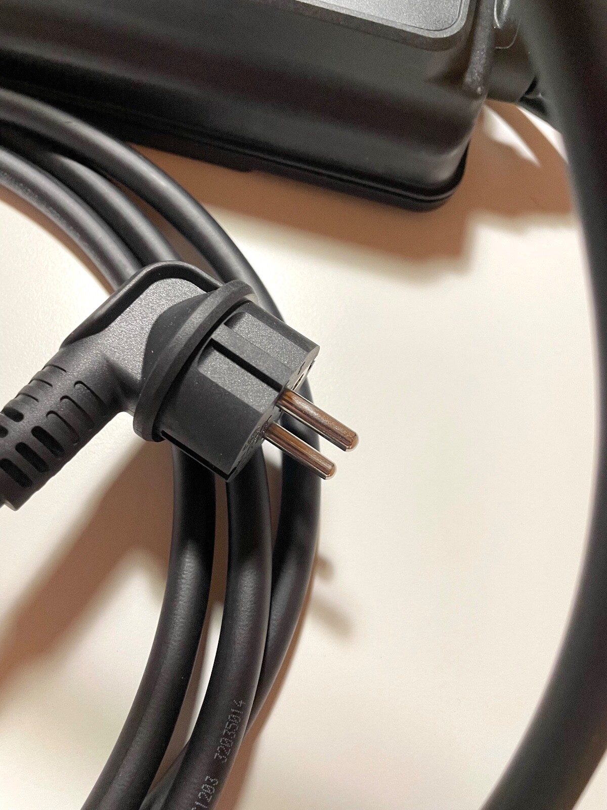 Orig. Mercedes-Benz Ladekabel für Haushaltssteckdose A0005837603  