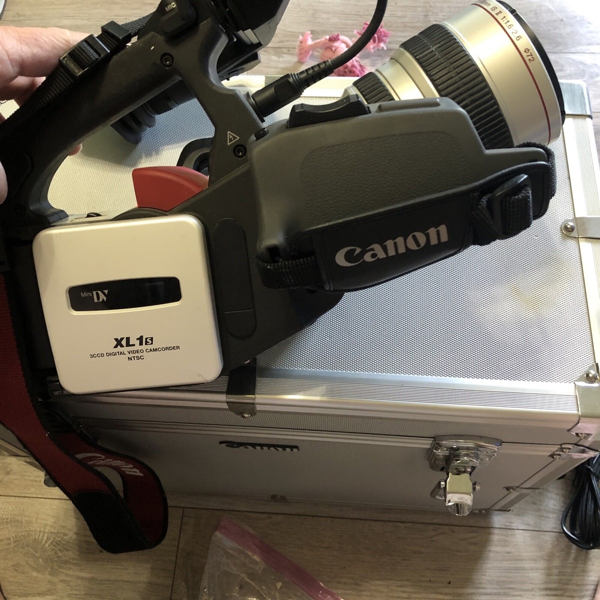 【希少】Canon　DM-XL1S Canon XL1S 3CCD Digital Video Camcorder NTSC Mini DV w