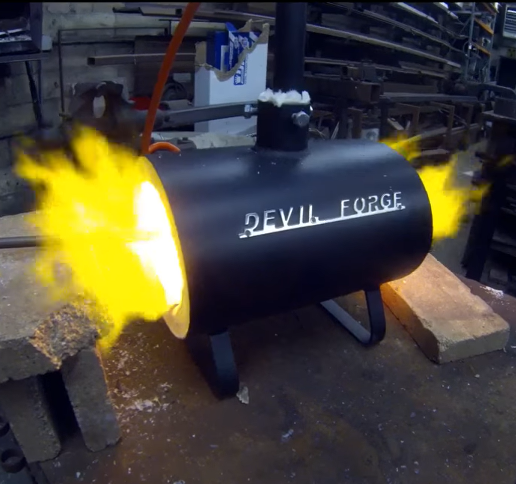 Forge à Gaz Devil Forge – Pour Propane/butane, Max 1370°C, Dimensions 140x140x250 Mm