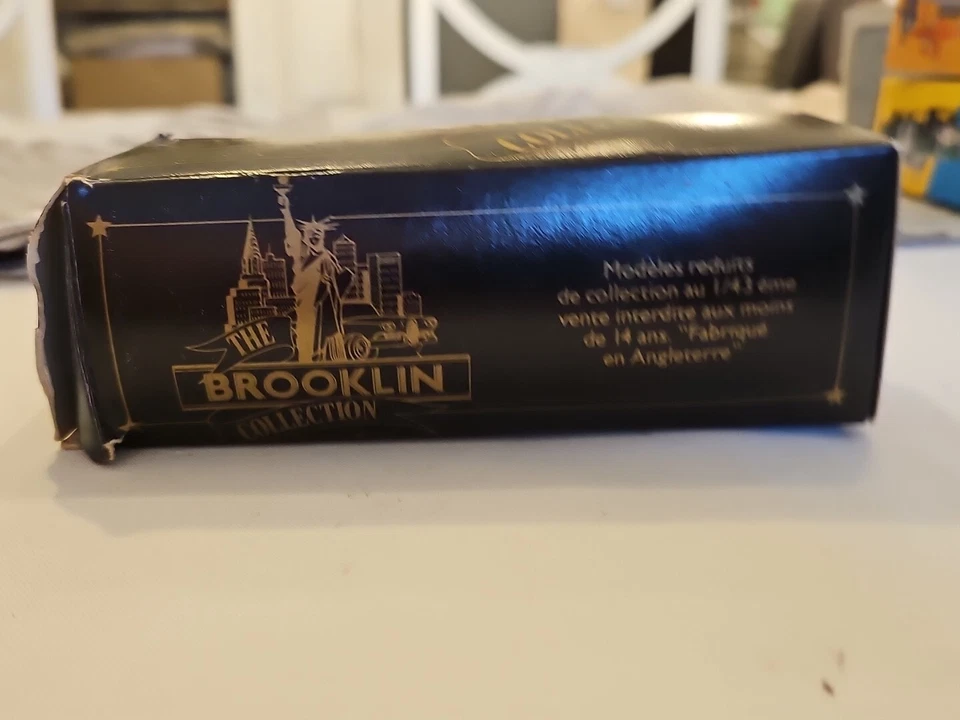 NUEVO EN CAJA COLECCIÓN BROOKLIN 1953 SEDÁN PONTIAC ENTREGA SECONY VACCUM OIL CO BRK 31A Foto 3 de 4