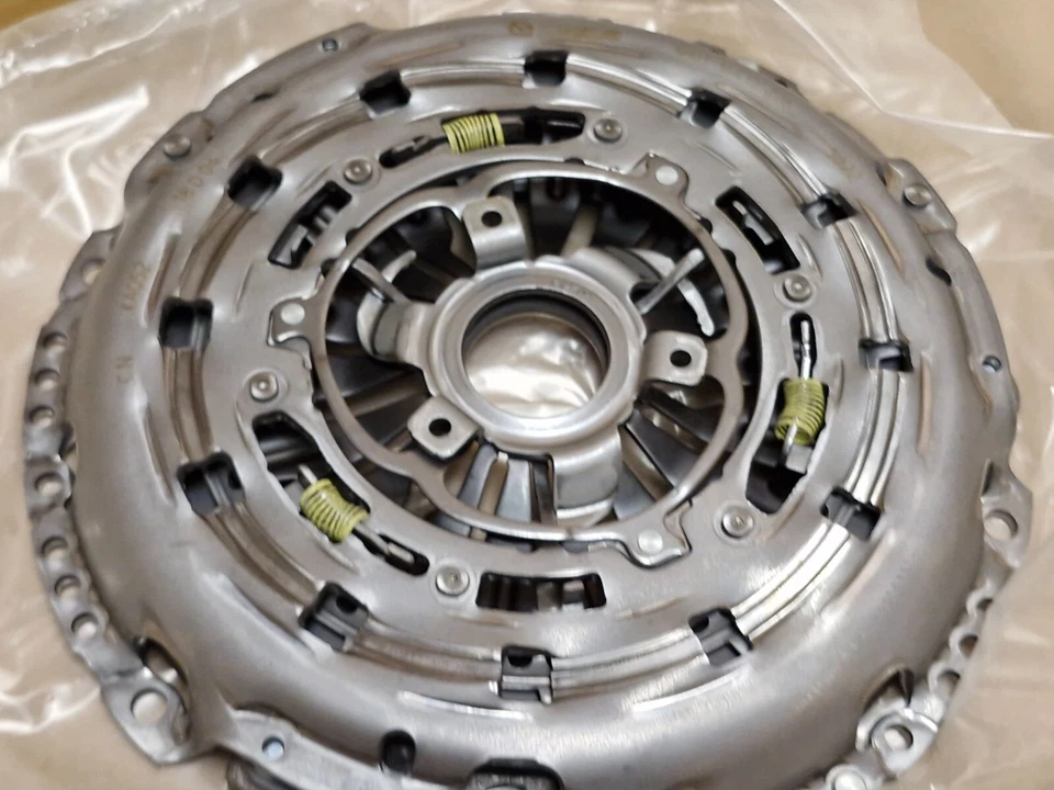 Placa de presión de embrague Mazda 6 GJ CX-5 KE GH 2012-en SH0116410 genuina nueva OEM Foto 2 de 4