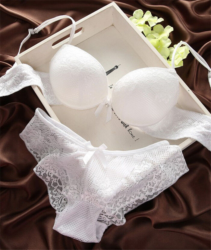 Women Embroidery Lace Lingerie Underwear Push-Up Padded Bra Set Brassiere(4Colors  for Choose) 