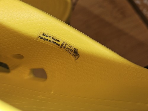 Crocs Iconic Comfort Yellow Slip On Slide Sandal Unisex W/ 10 - M/8 Shoes - Picture 5 of 7