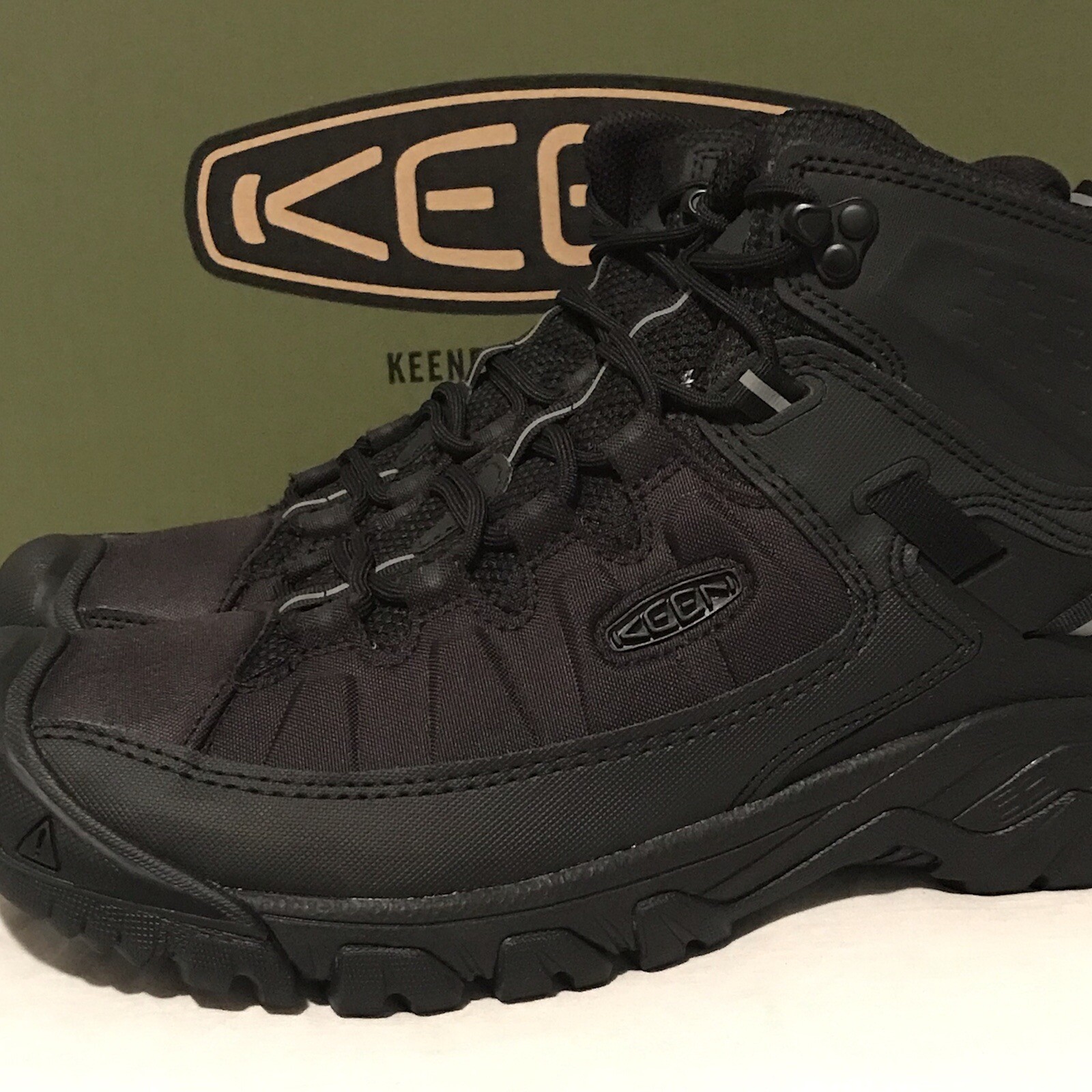 Stivali da trekking sportivi impermeabili Keen Targhee EXP da uomo taglia 9 5 M 1023021 NUOVI