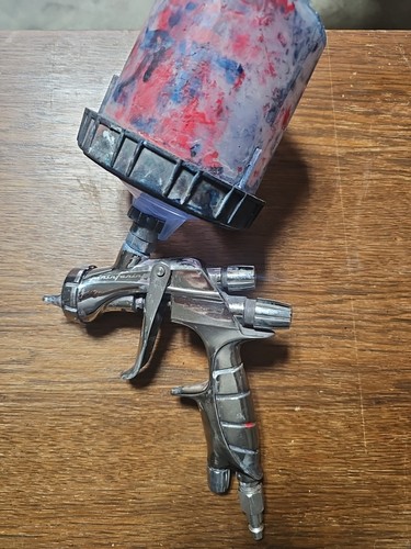 ANEST  IWATA SUPERNOVA LS-400  WS-400 SPRAY GUN   WITH ACCESSORIES