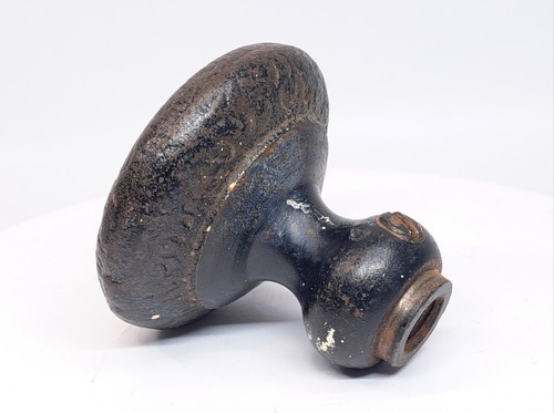 ANTICO POMELLO PORTA GHISA NERO ARTI E MESTIERI EPOCA MODELLO FERRAMENTA RECUPERATA - Foto 2 di 7