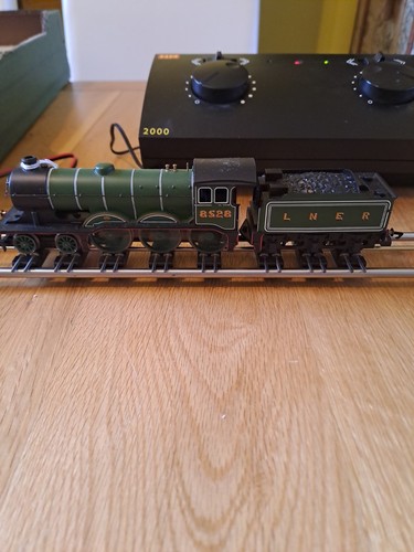 Hornby R1122 B12/3 L.N.E.R.  4-6-0 sehr guter Zustand Nr 8528 | Zustand: Used