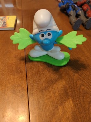 Hefty Smurf Lost Village Burger King Kids Meal Toy 2017 Smurf