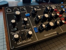 Behringer Model D Analog Desktop Synthesizer ...