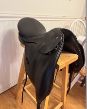 Crosby Leather Dressage Saddle   17 