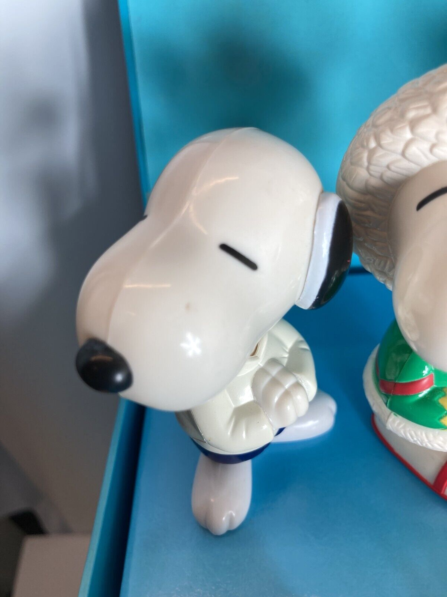 PEANUTS SNOOPY World Tour × McDonalds Figure 28 countries