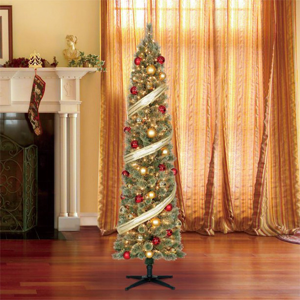 Home Heritage Christmas Treesnull