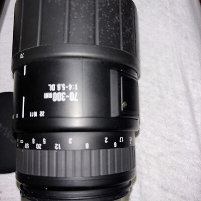 Sigma Zoom-70-300