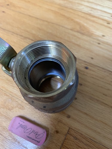 WATTS 1.5" IPS LF FULL PORT LEVER HANDLE BRASS NPT THREADED BALL VALVE - Picture 4 of 4