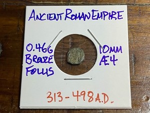 🔥 Ancient Rome-Æ4 Follis 313-498 AD (Victory Holding Up Wreath)