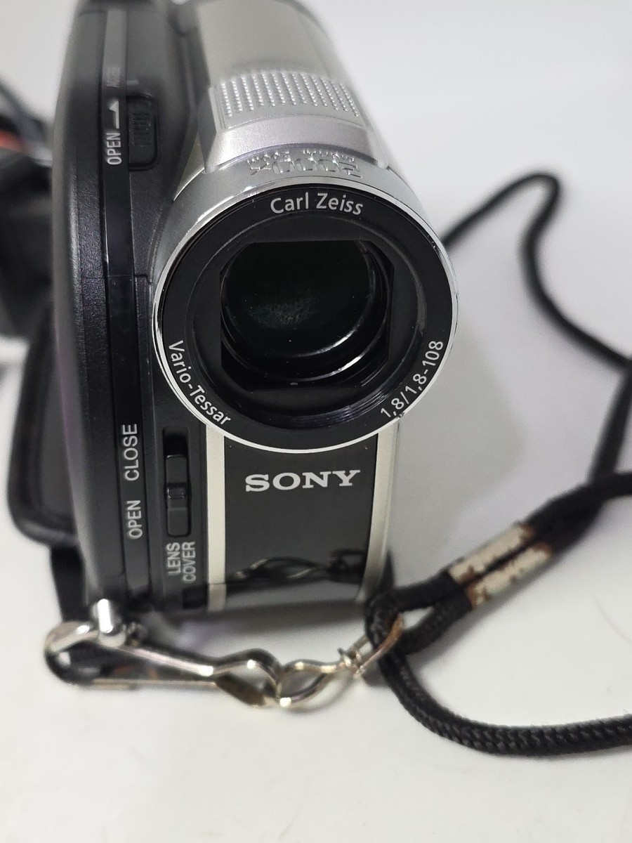 Sony Hybrid 60x Zeiss Optical Zoom Handycam DCR-650 With dvd-rw