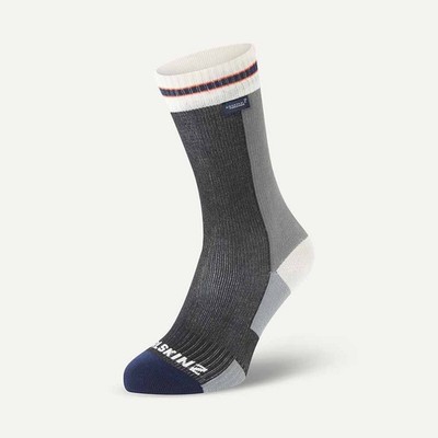 SealSkinz Billockby wasserdichte mittellange leichte Fahrradsocken - schwarz