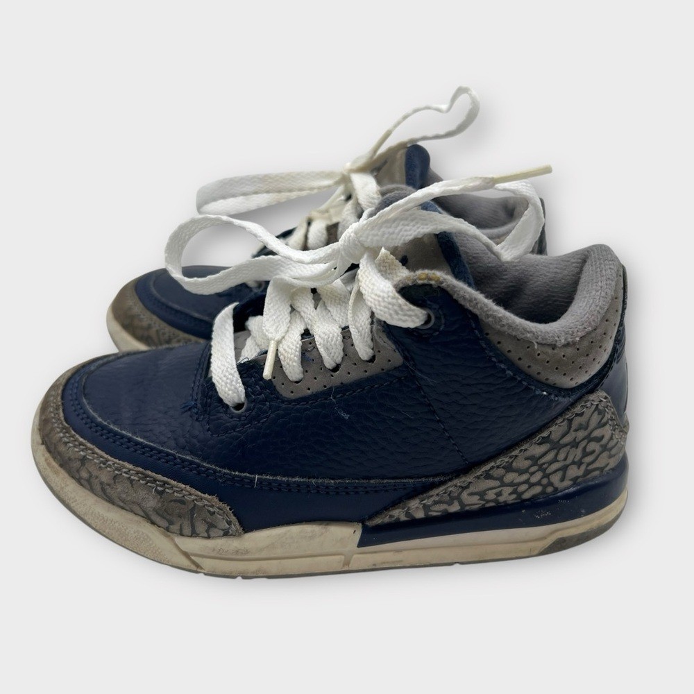 nike AIR JORDAN 3 III Retro PS Georgetown 429487-401 Navy Grey White Kids SZ 11 thumbnail 2