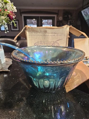 Vtg Indiana Carnival Glass Punch Bowl Set Blue W/hooks And Ladel