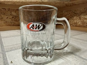 VERY NICE VINTAGE A&W ROOT BEER DRIVE-IN RESTAURANT CHILD SIZE GLASS MUG 3.25”