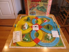 1970 Ideal Mini Motorific Jalopy Show-Down w/parts box, COMPLETE except for cars