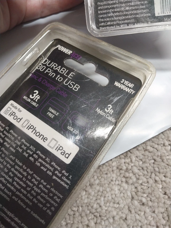 Powerxcel Durable 30 Pin to USB Sync & Charge Cable, 3 ft Nylon iPhone iPad iPod - Image 4 of 4