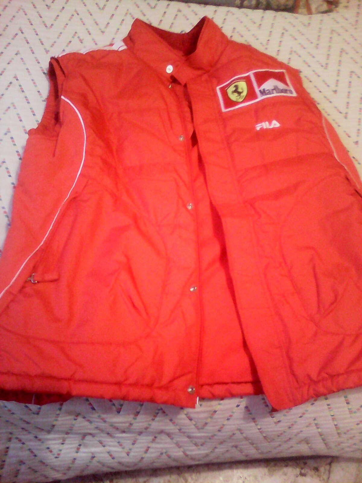 MERAVIGLIOSO GIUBBOTTO ' SMANICATO ' : ' SCUDERIA FERRARI FILA ' !!!!!